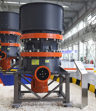 Траверсная конусная дробилка Liming HST100-H1